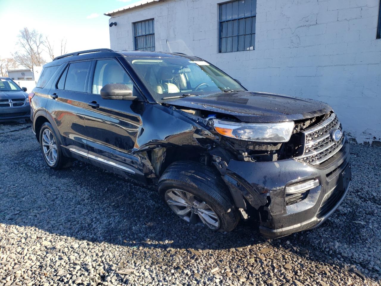2022 Ford Explorer VIN 1FMSK8DHXNGC37543 Copart auction photo, front end / side damage thumbnail 4