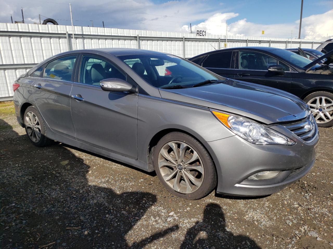 2014 Hyundai Sonata VIN 5NPEC4AC0EH862934 Copart auction photo, undercarriage damage thumbnail 4