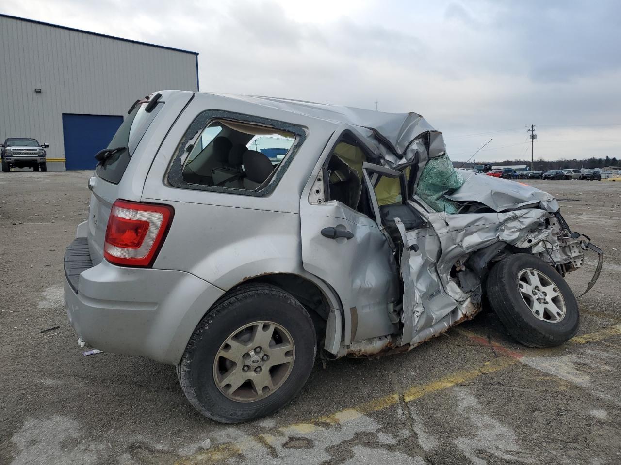 2008 Ford Escape VIN 1FMCU02Z28KB99853 Copart auction photo, all over damage thumbnail 3