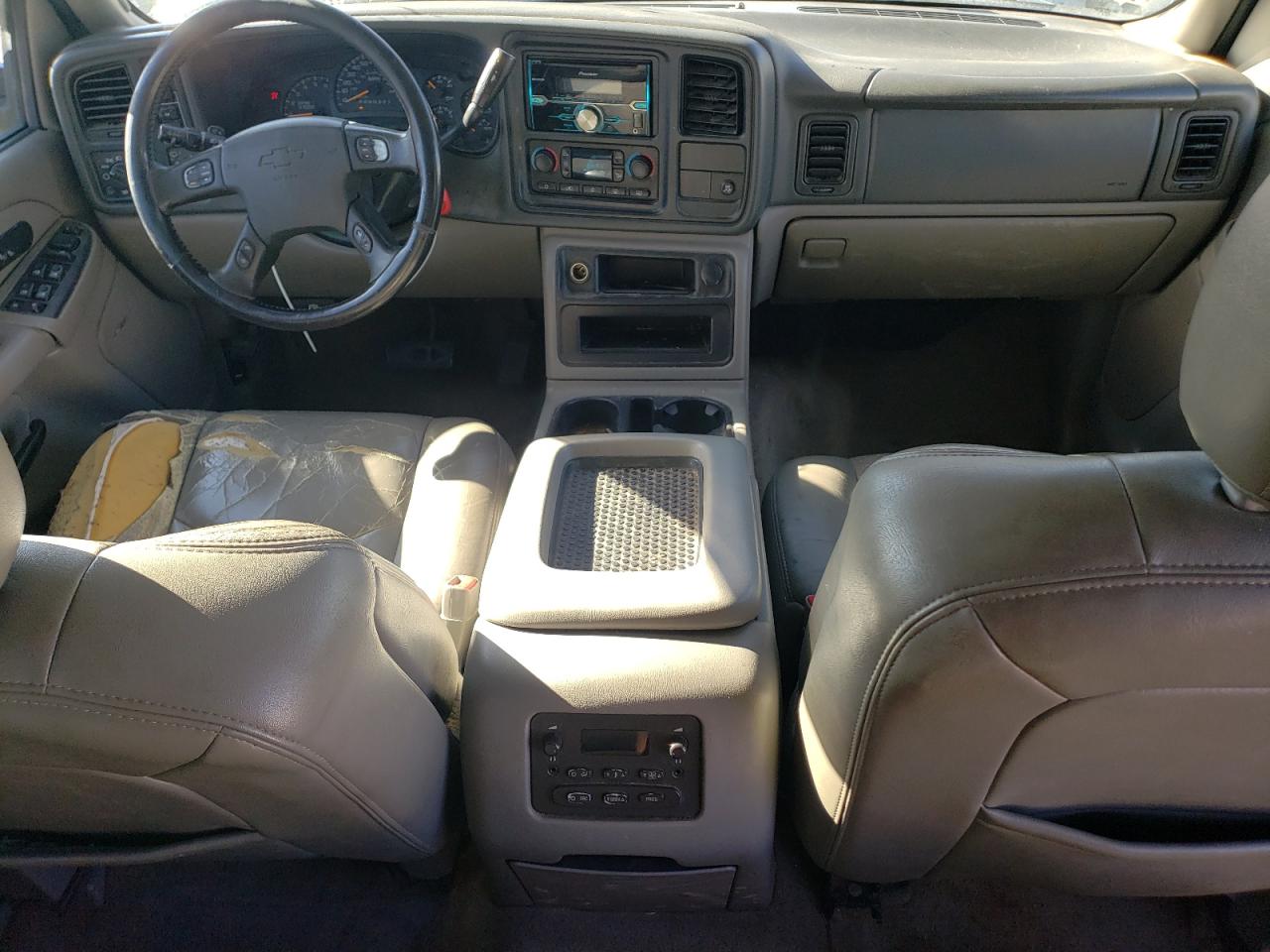 2006 Chevrolet Suburban VIN 1GNFK16ZX6J125792 Copart auction photo, all over / mechanical damage thumbnail 8