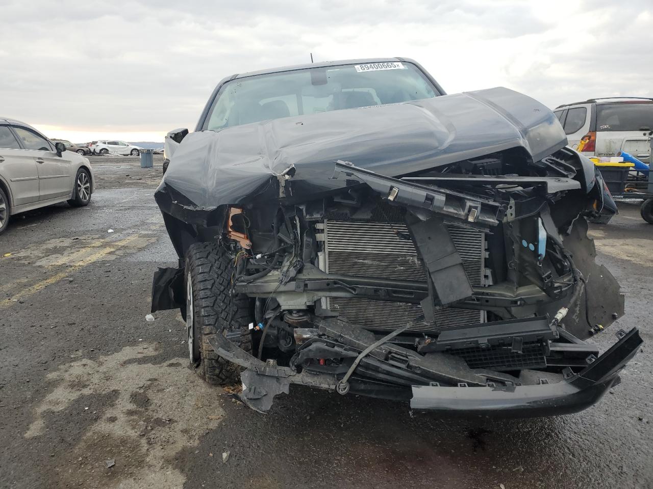 2022 GMC Canyon VIN 1GTG6FEN7N1293630 Copart auction photo, front end / side damage thumbnail 5