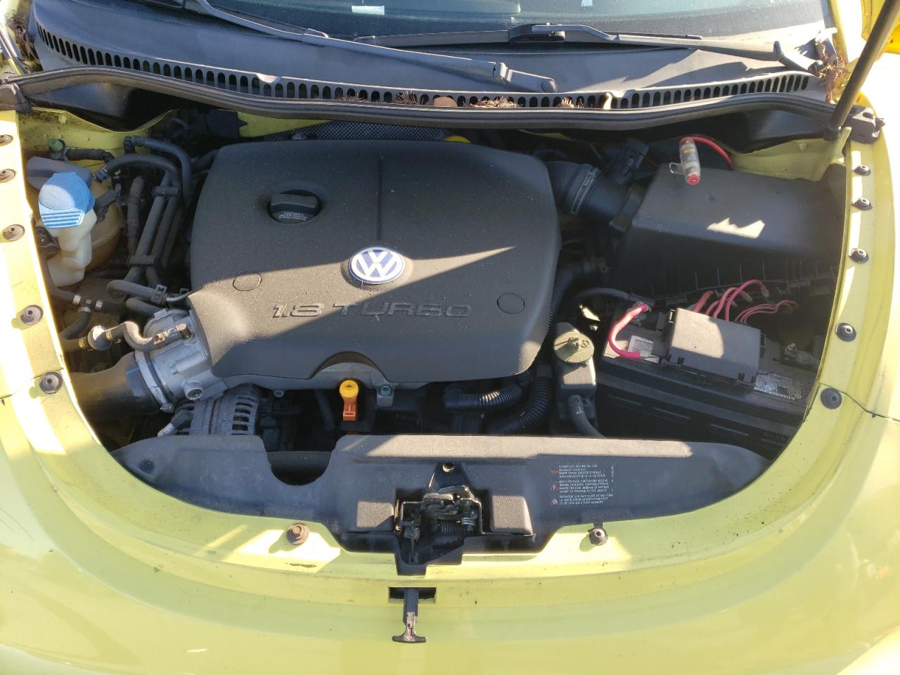 2001 Volkswagen Beetle VIN 3VWDC21C01M430877 Copart auction photo, rear end damage thumbnail 12