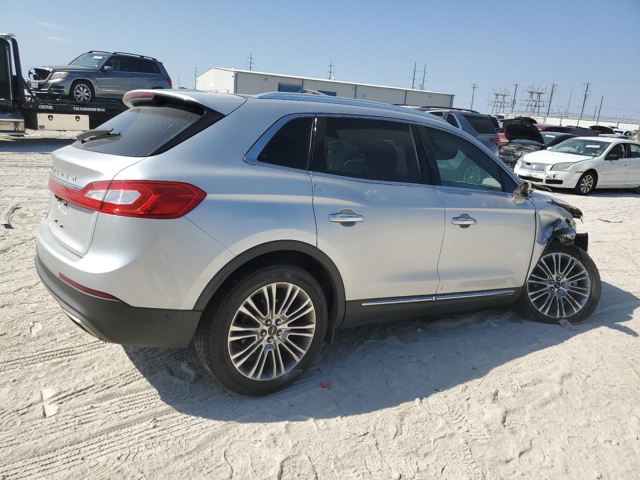 2018 Lincoln MKX VIN 2LMPJ6LR9JBL44676 Copart auction photo, front end / undercarriage damage thumbnail 3
