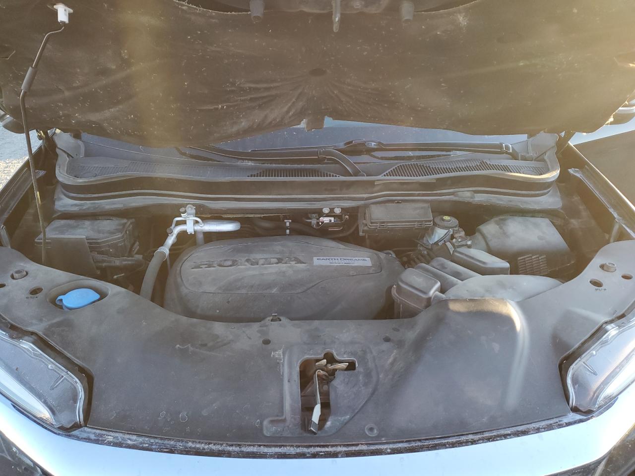 2020 Honda Pilot VIN 5FNYF6H57LB021082 Copart auction photo, front end / minor dent/scratches damage thumbnail 12