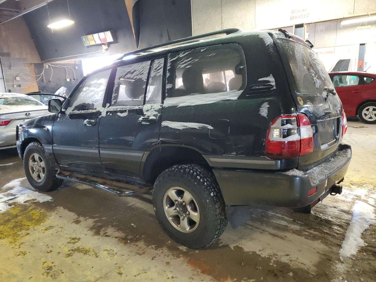 2001 Toyota Land Cruiser VIN JTEHT05J112007231 Copart auction photo, front end / minor dent/scratches damage thumbnail 2