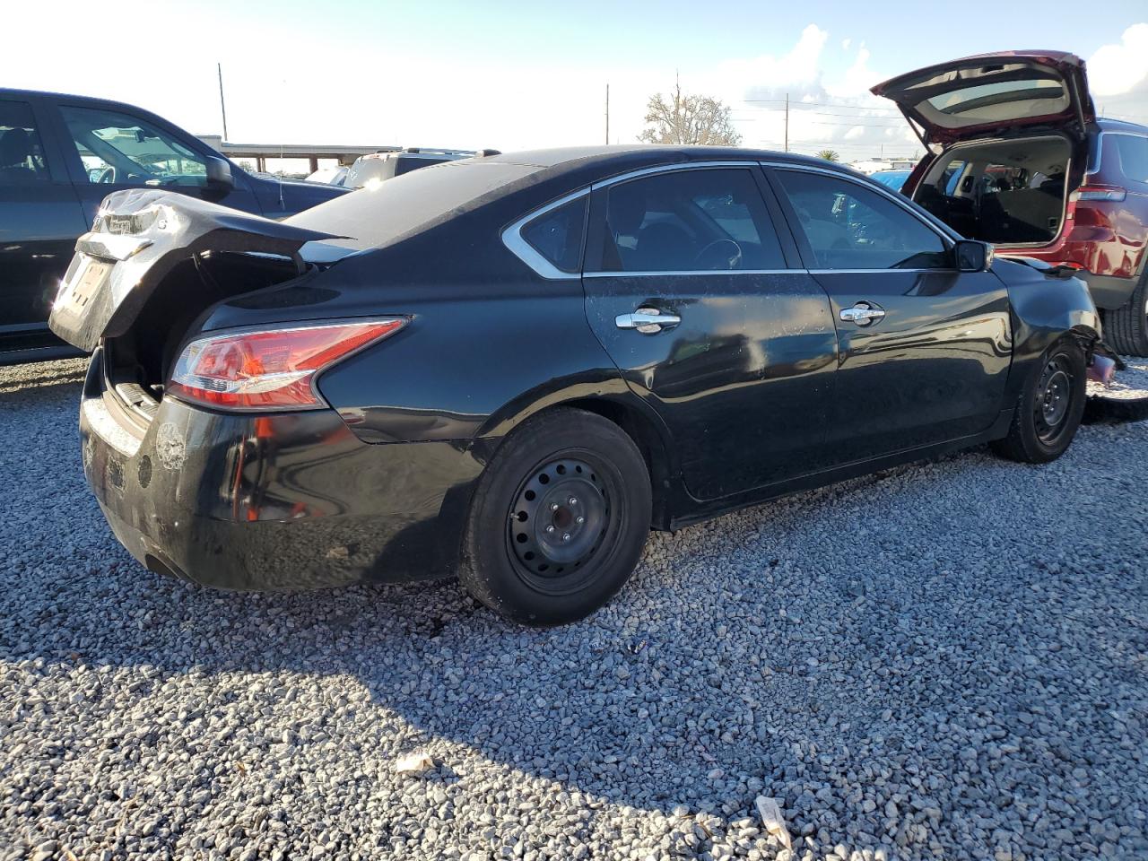 2015 Nissan Altima VIN 1N4AL3AP5FC262764 Copart auction photo, front end / rear end damage thumbnail 3