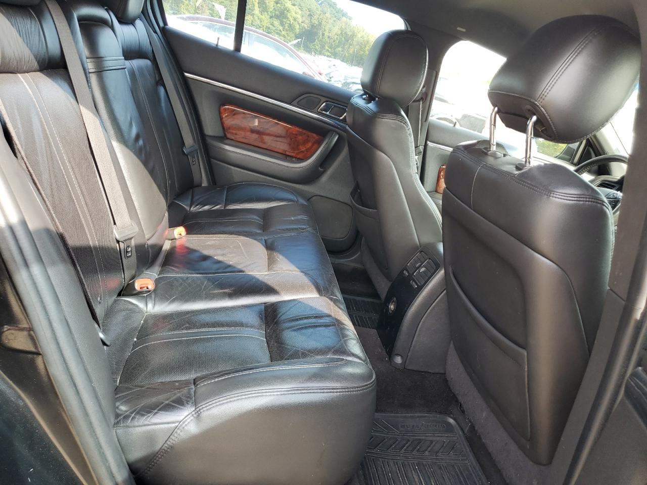 2014 Lincoln MKS VIN 1LNHL9EK5EG606042 Copart auction photo, minor dent/scratches damage thumbnail 11