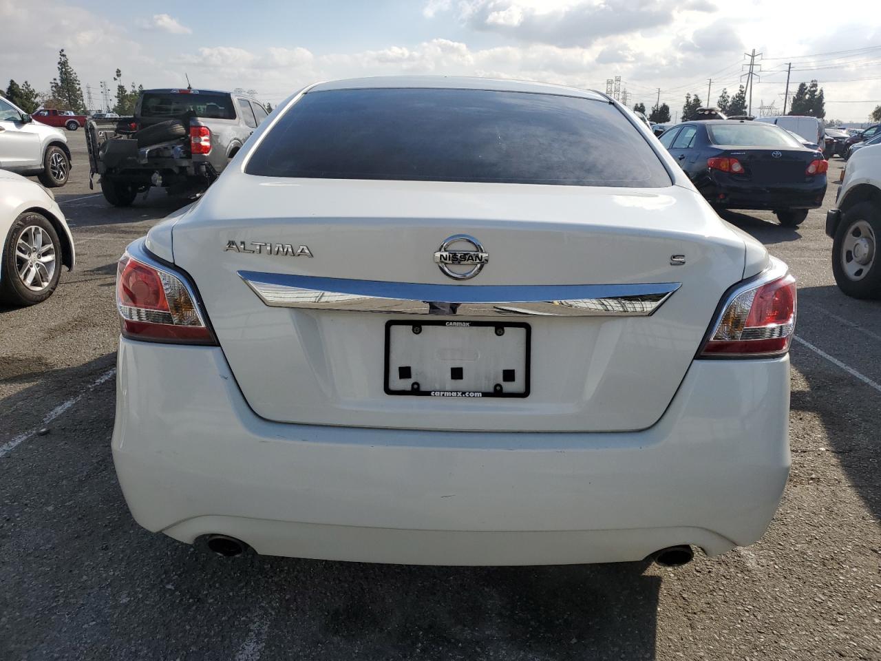 2015 Nissan Altima VIN 1N4AL3AP4FC233448 Copart auction photo, front end / side damage thumbnail 6