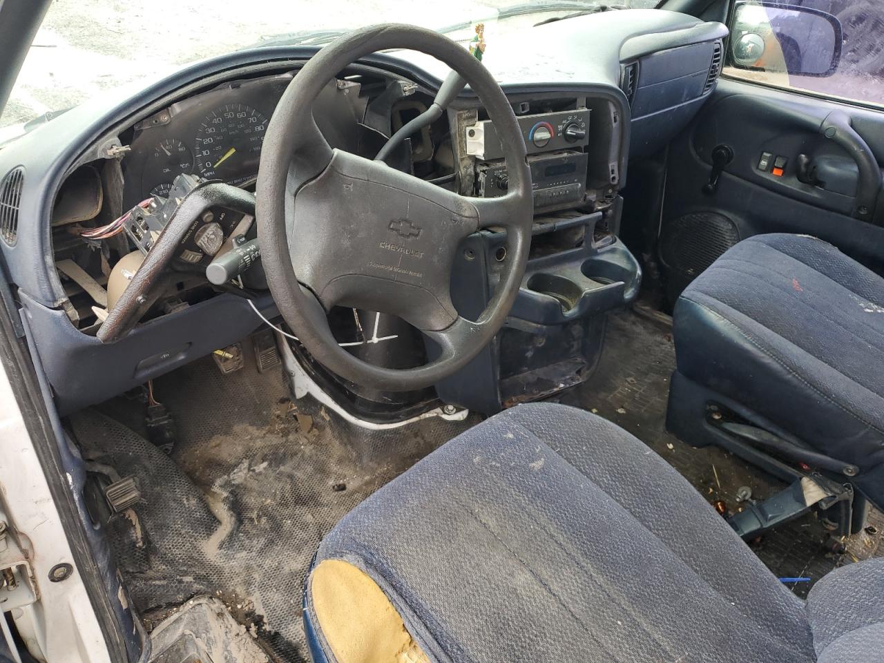 1997 Chevrolet Astro VIN 1GCDM19W8VB203121 Copart auction photo, rear end / mechanical damage thumbnail 8