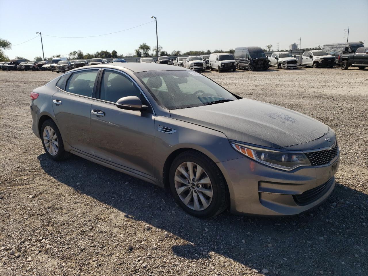 2016 KIA Optima VIN 5XXGU4L31GG042296 Copart auction photo, front end damage thumbnail 4