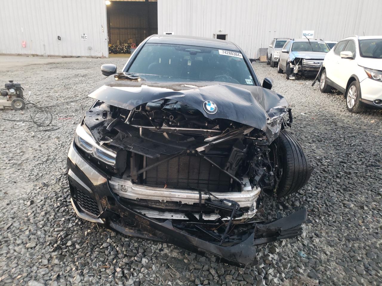 2020 BMW 7er VIN WBA7U2C09LCD15666 Copart auction photo, front end damage thumbnail 5