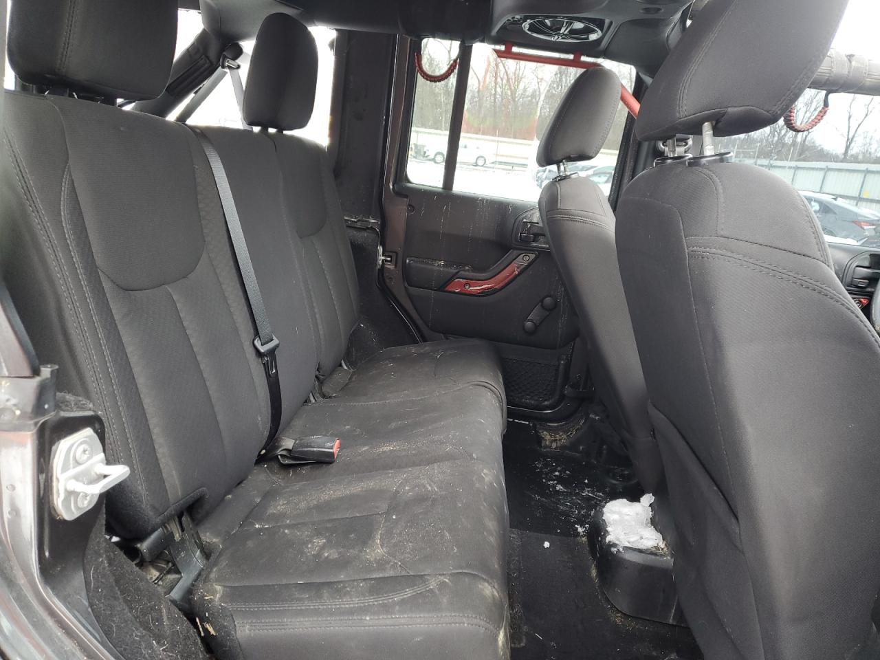 2018 Jeep Wrangler VIN 1C4BJWDGXJL863243 Copart auction photo, rollover damage thumbnail 11