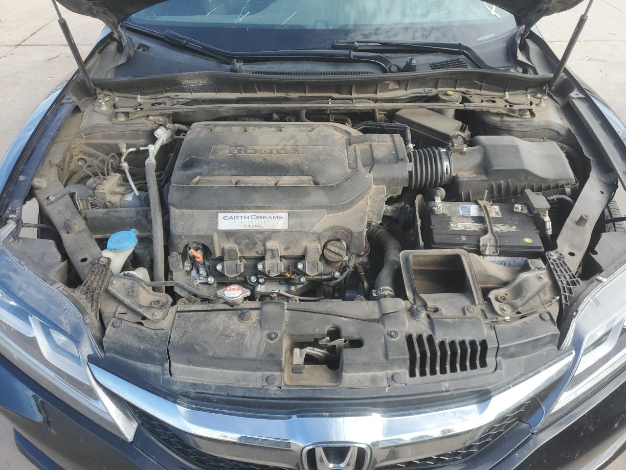 2016 Honda Accord VIN 1HGCT2B93GA002911 Copart auction photo, hail / minor dent/scratches damage thumbnail 12