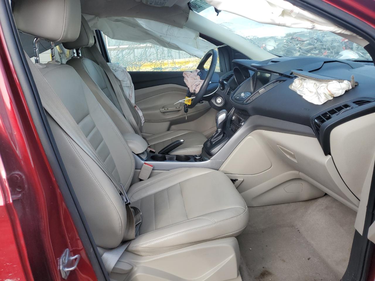 2016 Ford Escape VIN 1FMCU0G93GUB73192 Copart auction photo, side / front end damage thumbnail 7