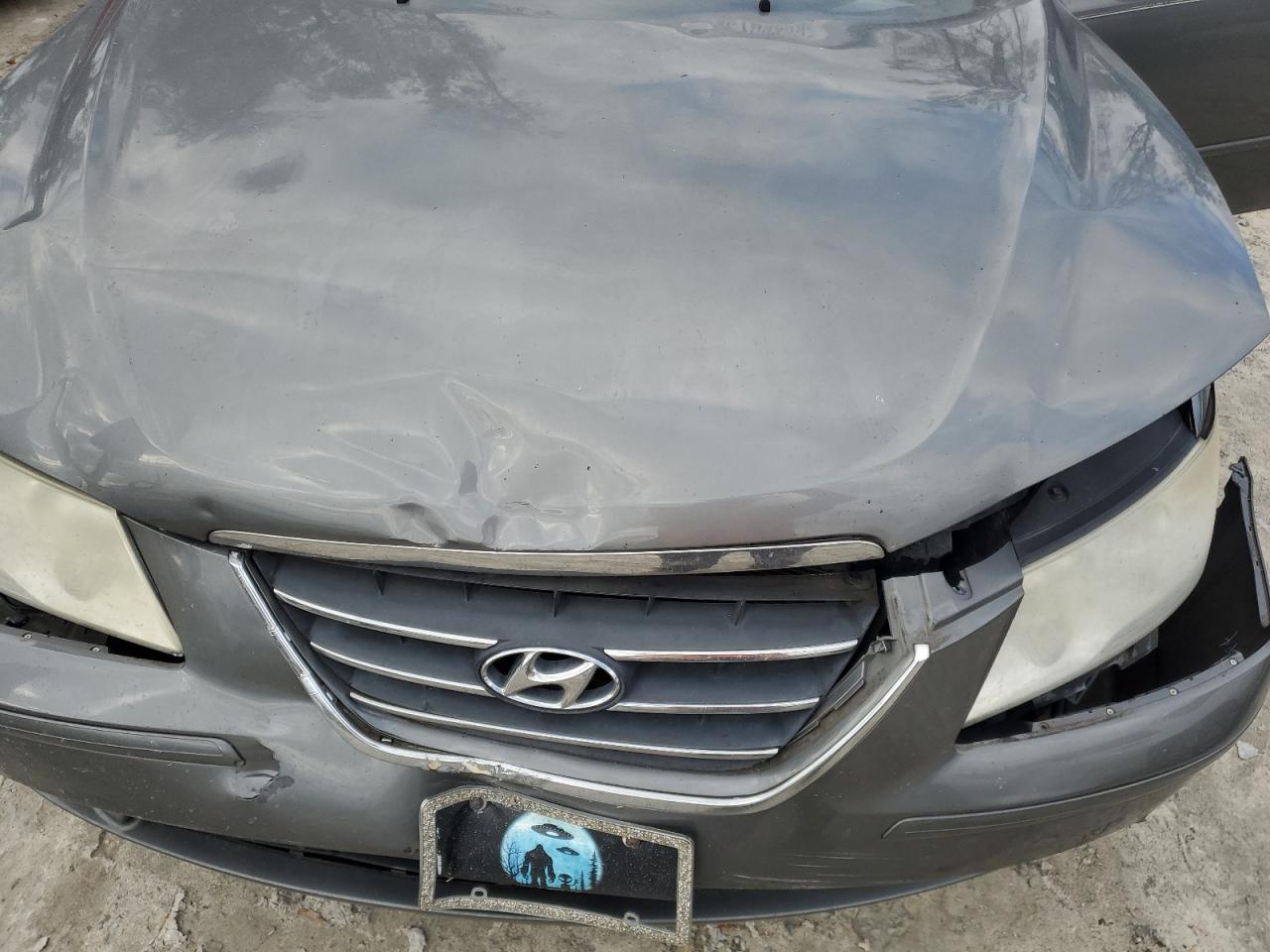 2009 Hyundai Sonata VIN 5NPET46C49H477309 Copart auction photo, front end / minor dent/scratches damage thumbnail 11