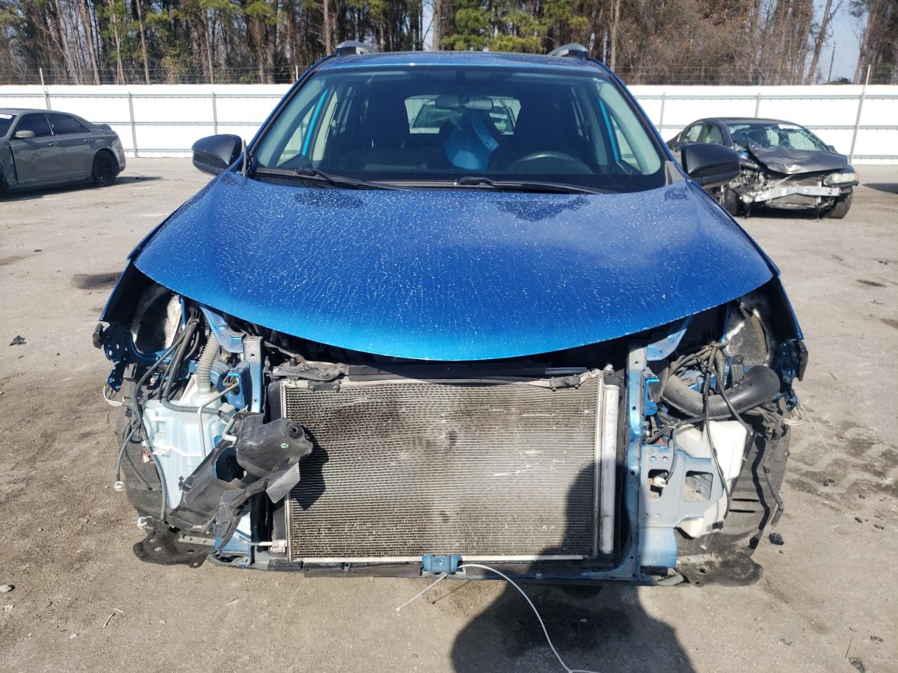 2016 Toyota RAV 4 VIN JTMZFREV0GJ082766 Copart auction photo, front end / frame damage damage thumbnail 5