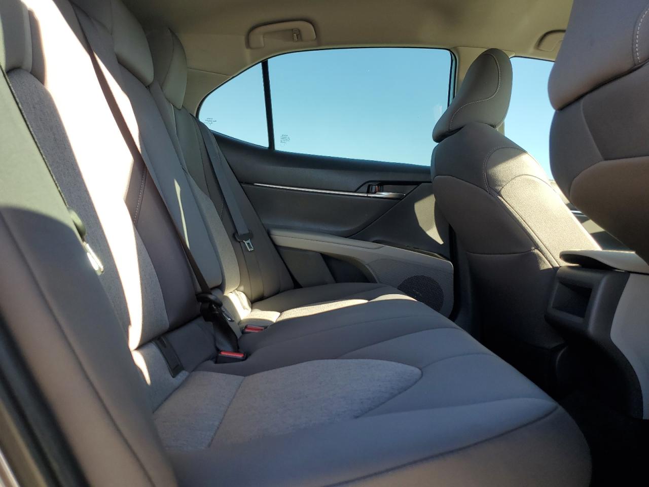 2021 Toyota Camry VIN 4T1C31AKXMU020678 Copart auction photo, front end / minor dent/scratches damage thumbnail 10