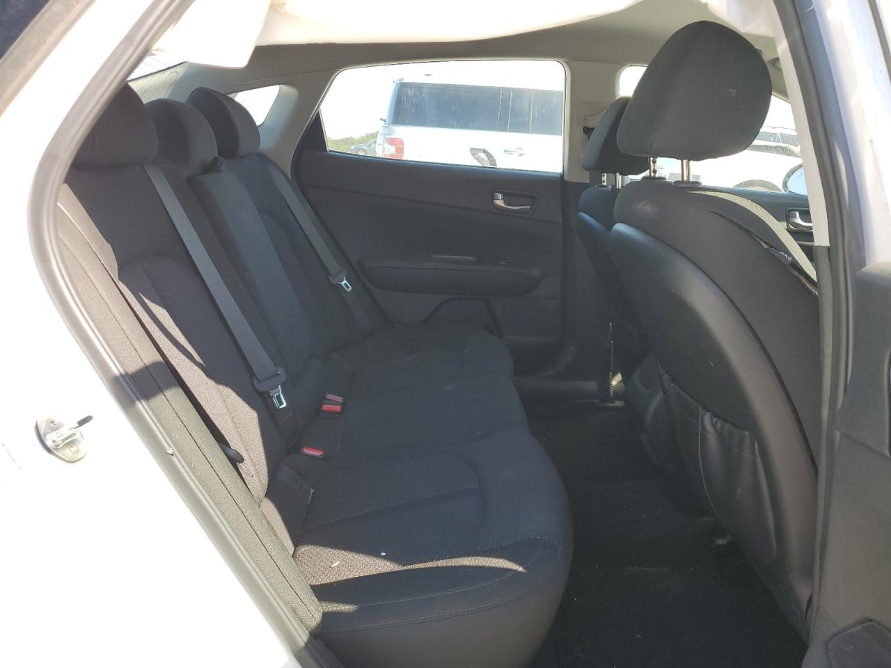 2018 KIA Optima VIN 5XXGT4L32JG272939 Copart auction photo, side / minor dent/scratches damage thumbnail 10