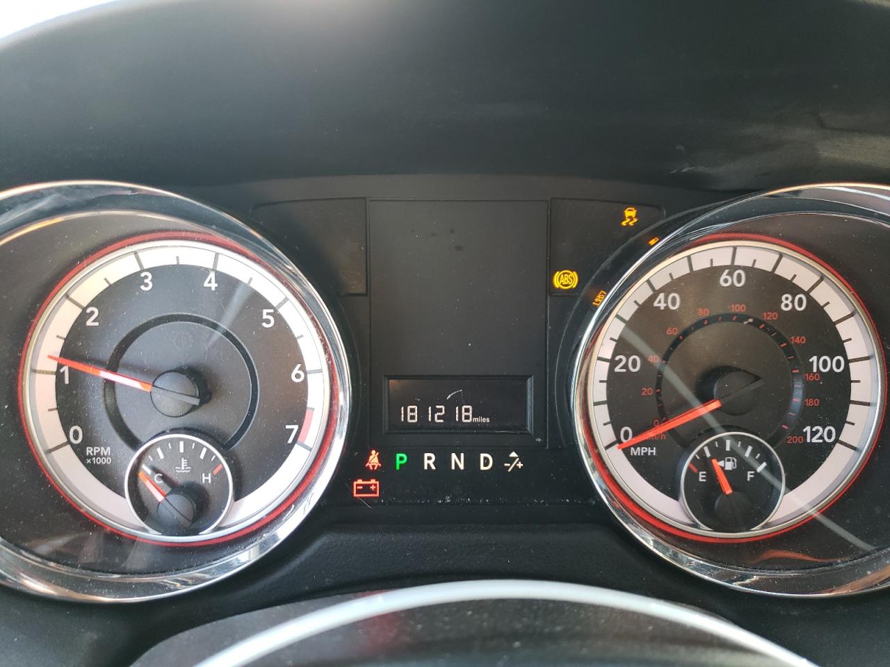 2019 Dodge Caravan VIN 2C4RDGCG7KR611181 Copart auction photo, front end / hail damage thumbnail 9