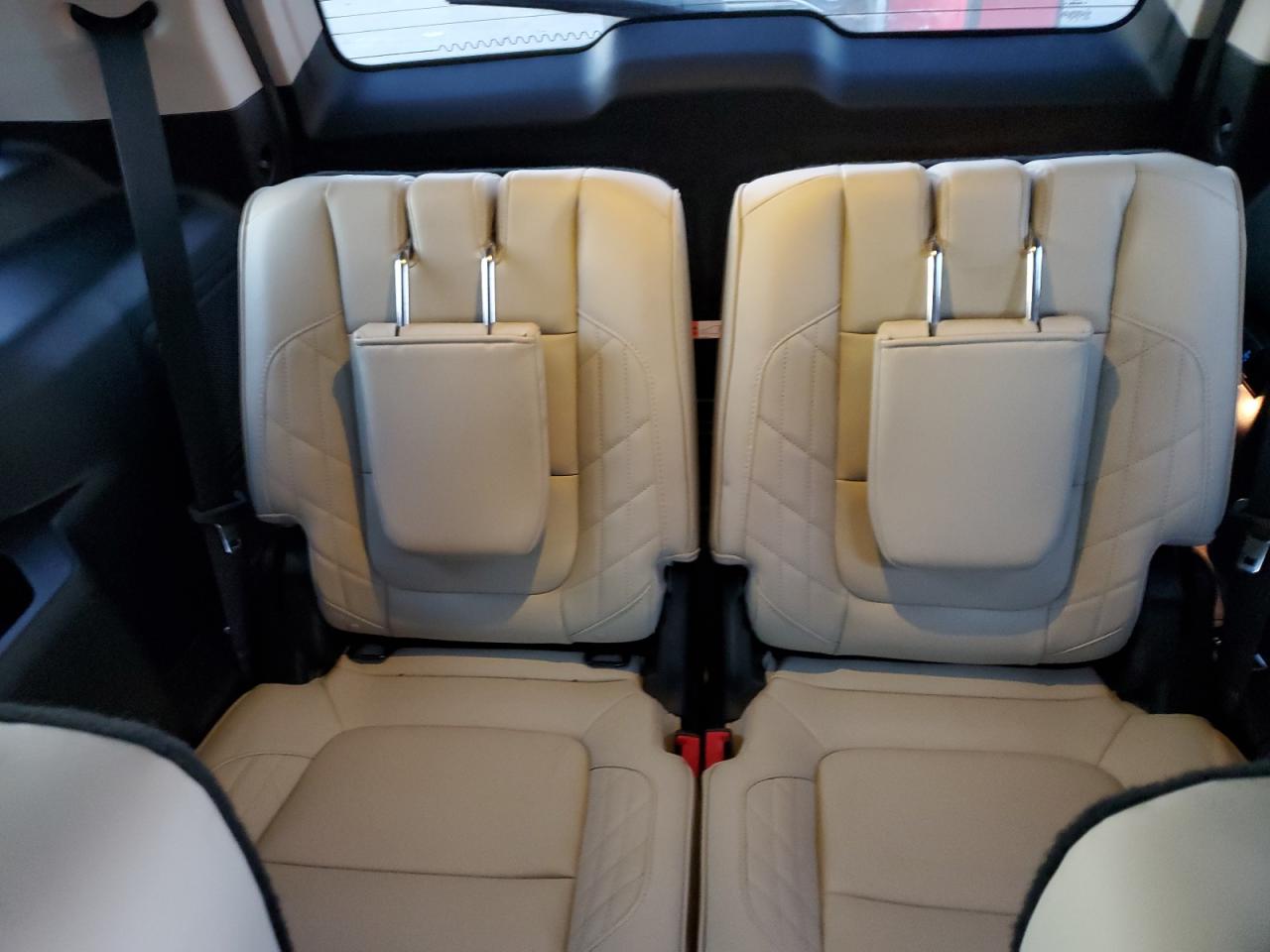 2016 Ford Explorer VIN 1FM5K8HT2GGC32755 Copart auction photo, front end damage thumbnail 10