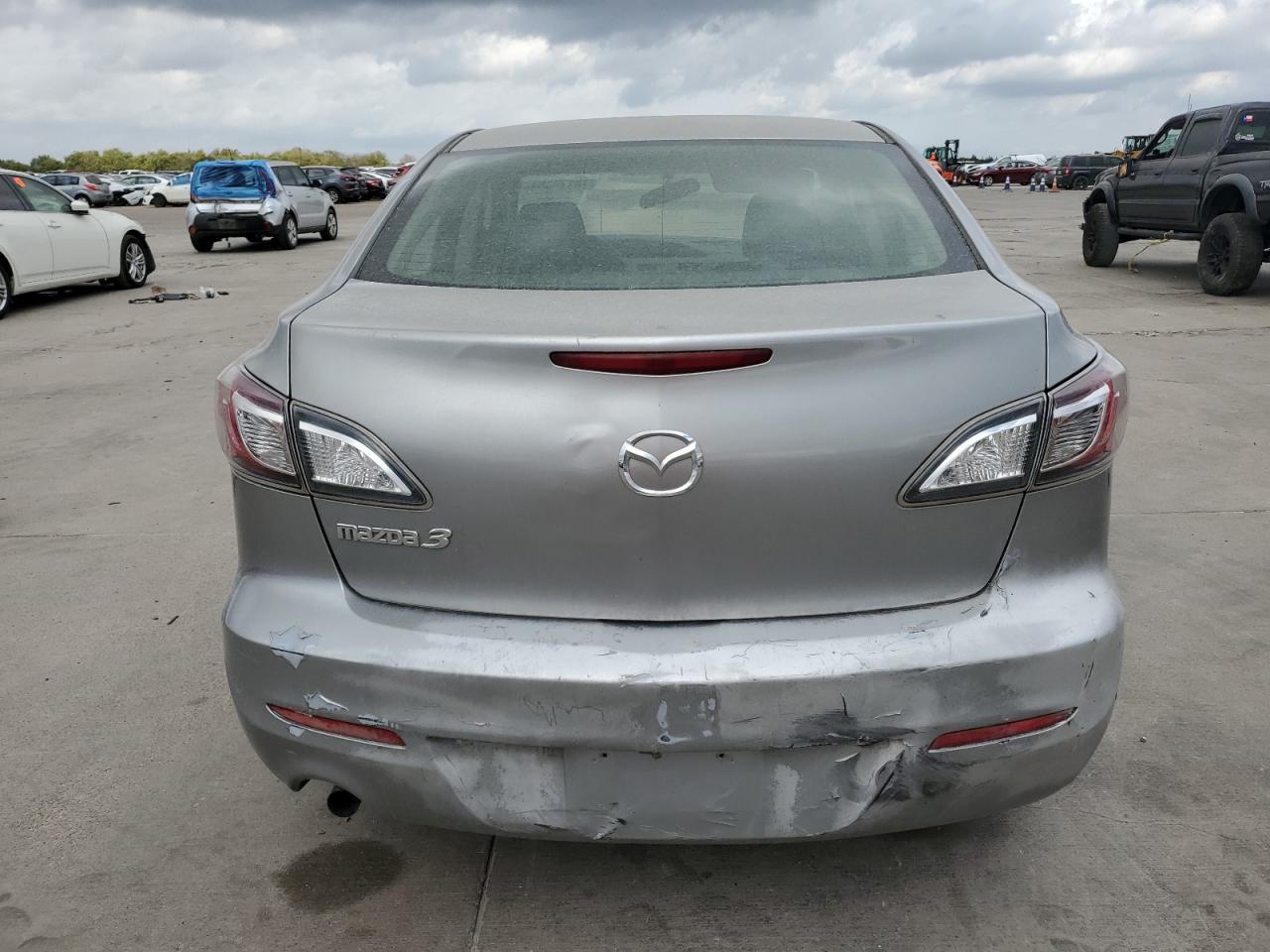 2013 Mazda 3 VIN JM1BL1TGXD1840303 Copart auction photo, front end damage thumbnail 6