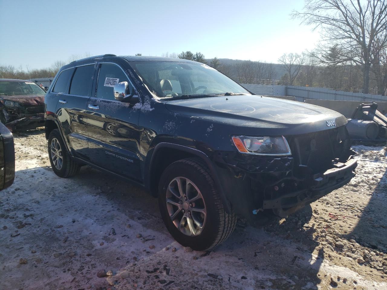 2014 Jeep Grand Cherokee VIN 1C4RJFBG1EC355699 Copart auction photo, side / front end damage thumbnail 4