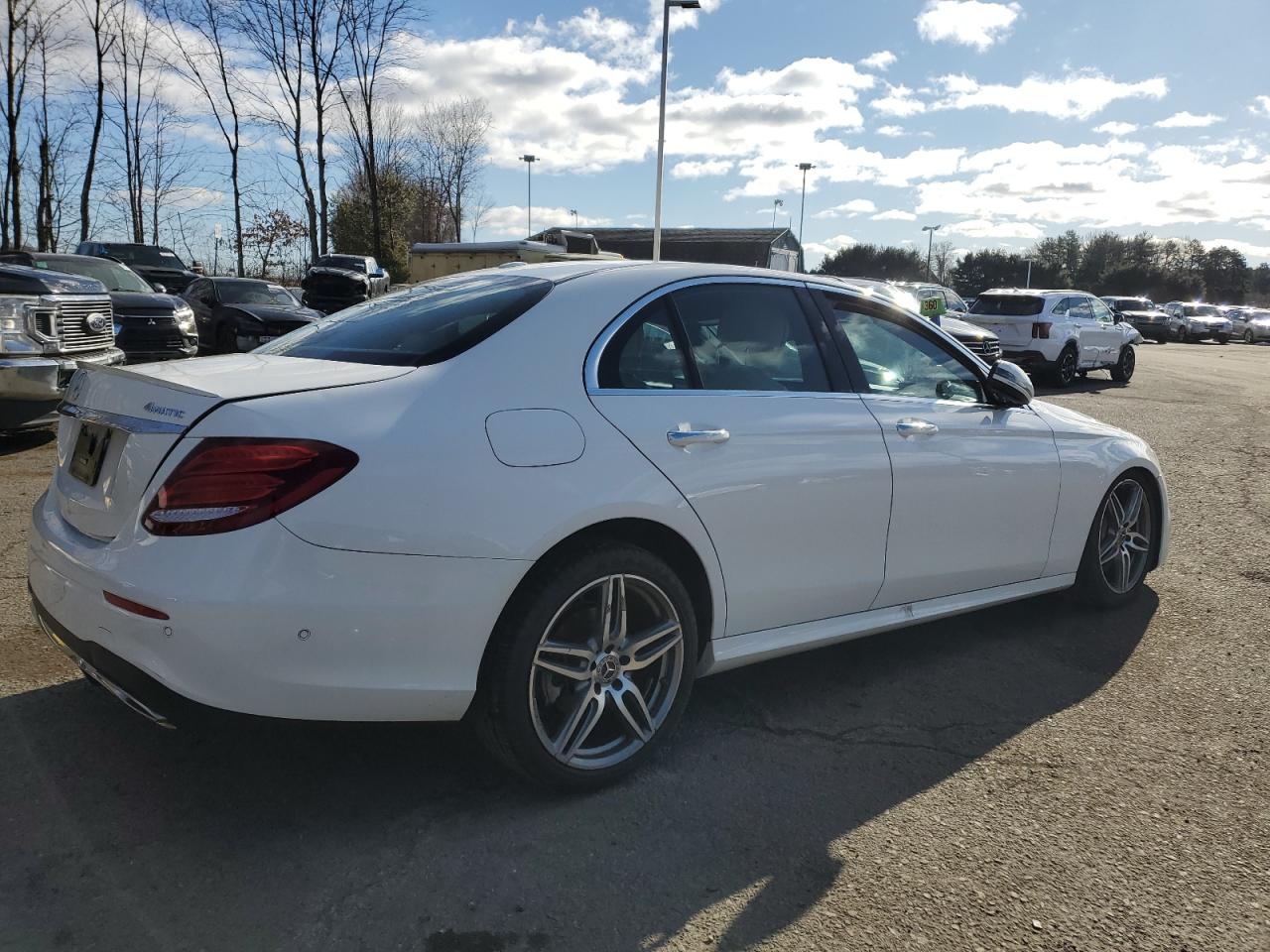 2017 Mercedes-Benz E-klasse VIN WDDZF4KB8HA237794 Copart auction photo, front end / side damage thumbnail 3
