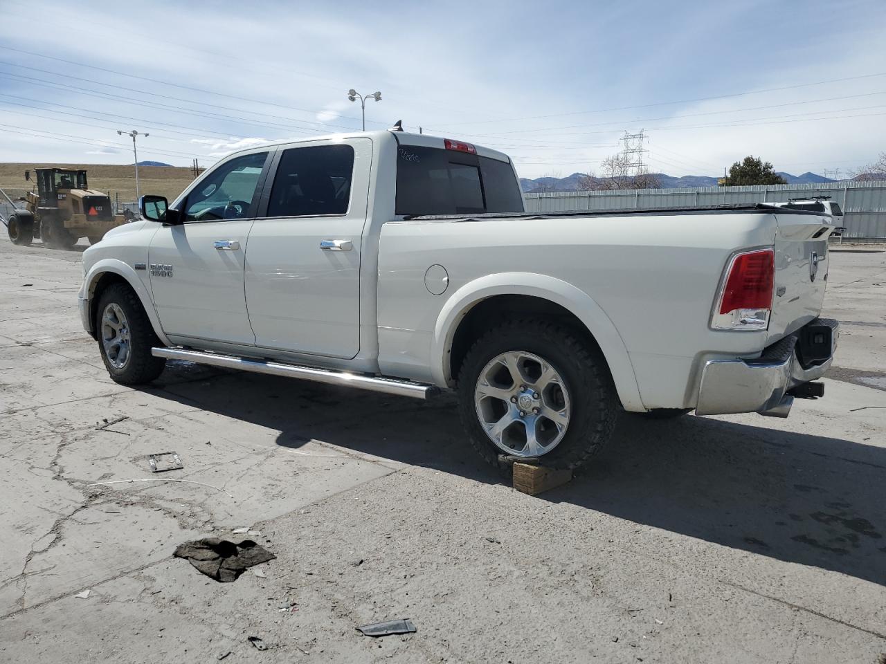 2017 RAM 1500 VIN 1C6RR7VT2HS580092 Copart auction photo, side damage thumbnail 2