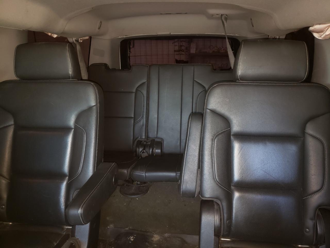 2018 Chevrolet Suburban VIN 1GNSCJKC9JR196800 Copart auction photo, front end / hail damage thumbnail 10