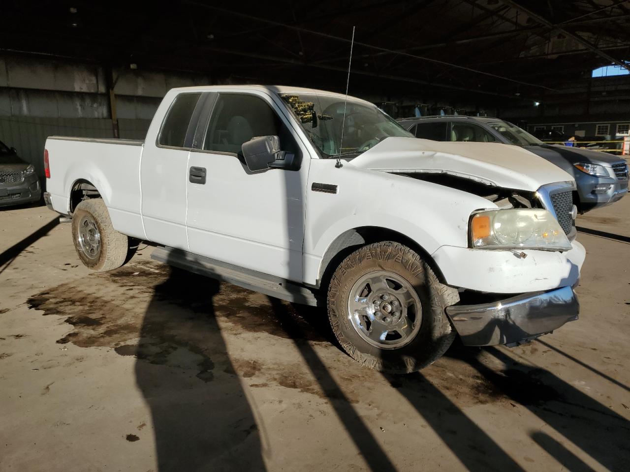 2007 Ford F-150 VIN 1FTRX12W87FB32957 Copart auction photo, front end / mechanical damage thumbnail 4