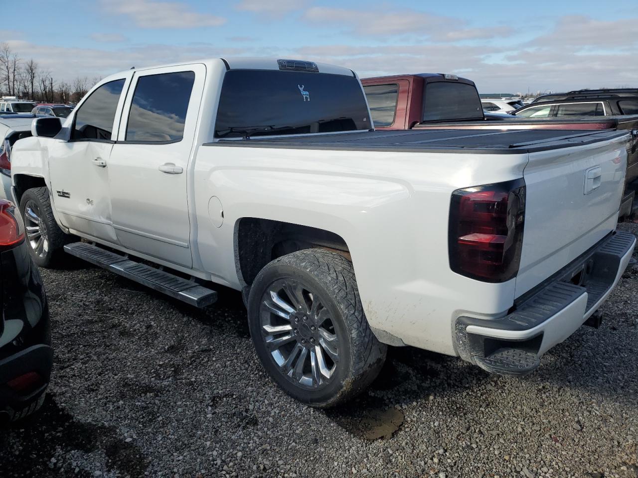 2016 Chevrolet Silverado VIN 3GCUKREC4GG105102 Copart auction photo, side damage thumbnail 2