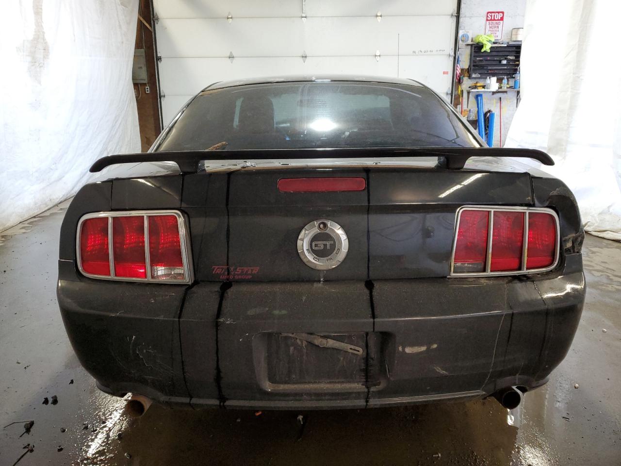 2005 Ford Mustang VIN 1ZVHT82H055106757 Copart auction photo, front end / all over damage thumbnail 6