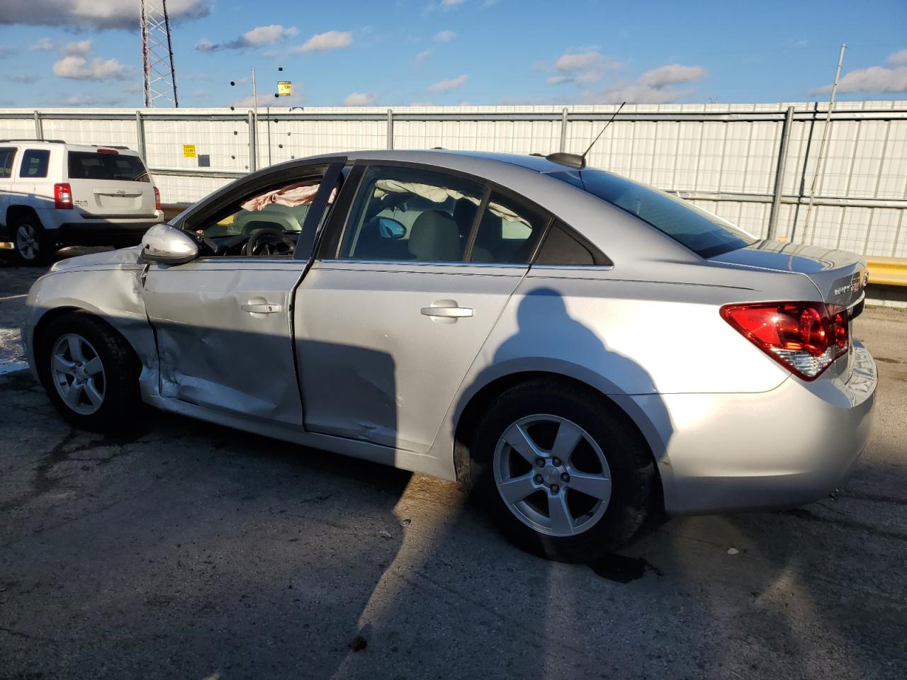 2015 Chevrolet Cruze VIN 1G1PC5SB2F7132297 Copart auction photo, front end / side damage thumbnail 2