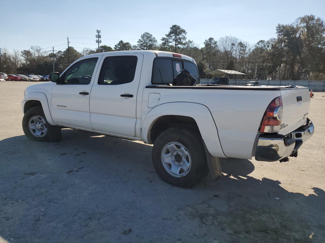 2013 Toyota Tacoma VIN 5TFJU4GNXDX044537 Copart auction photo, rear end damage thumbnail 2