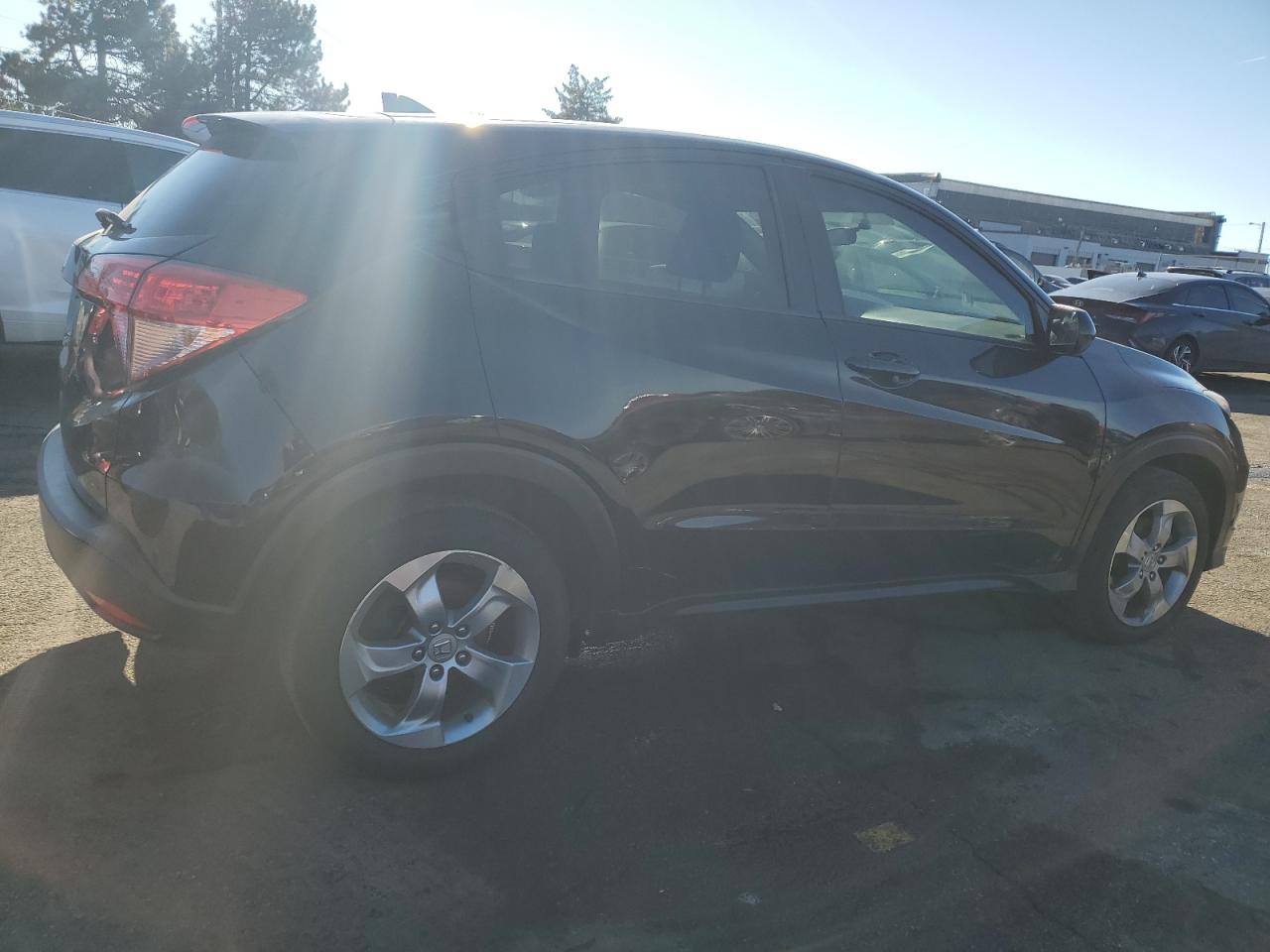 2016 Honda HR-V VIN 3CZRU5H37GM750276 Copart auction photo, minor dent/scratches damage thumbnail 3