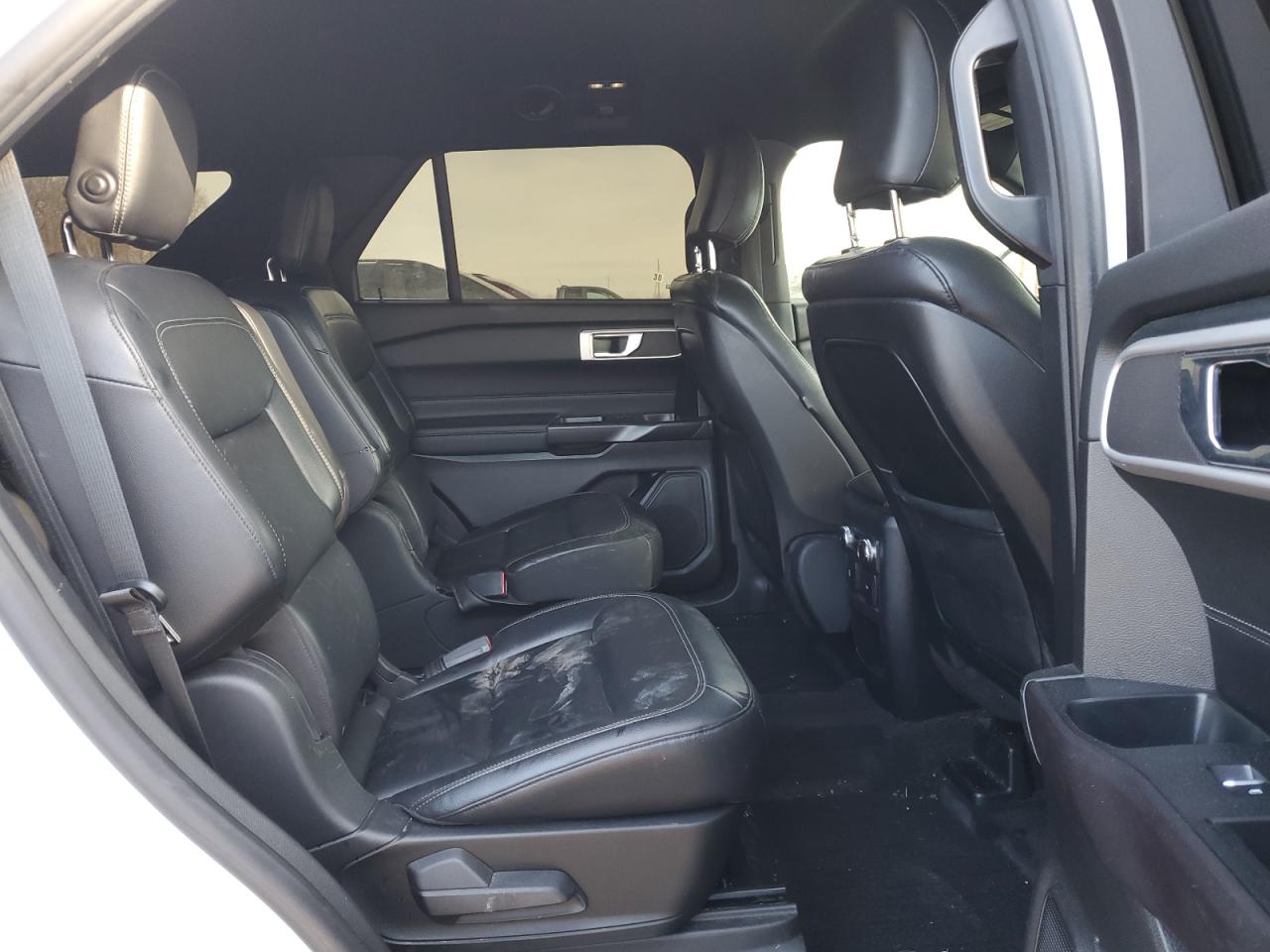 2020 Ford Explorer VIN 1FMSK8DH5LGA26327 Copart auction photo, front end / minor dent/scratches damage thumbnail 11