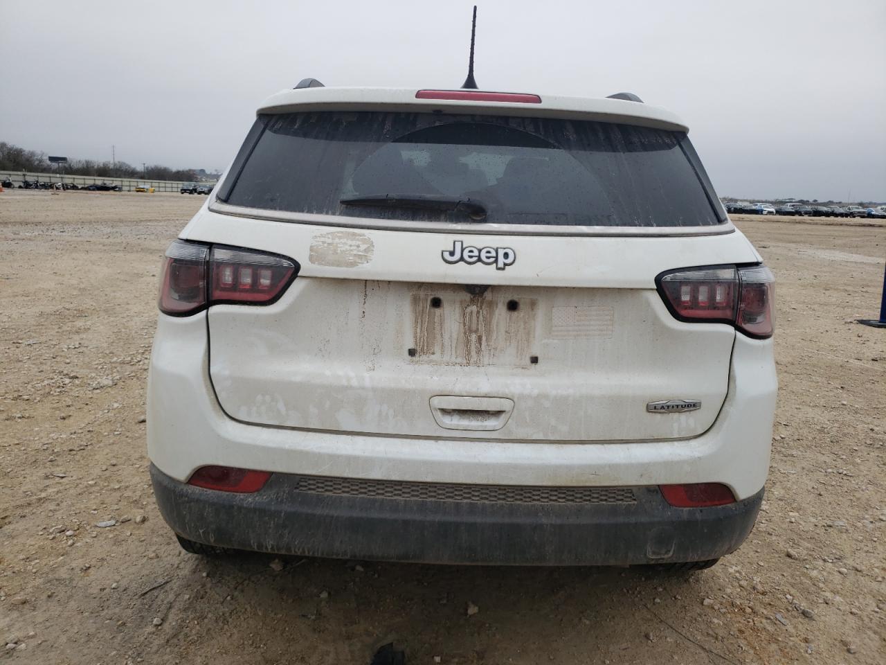 2022 Jeep Compass VIN 3C4NJCBB3NT119450 Copart auction photo, front end damage thumbnail 6