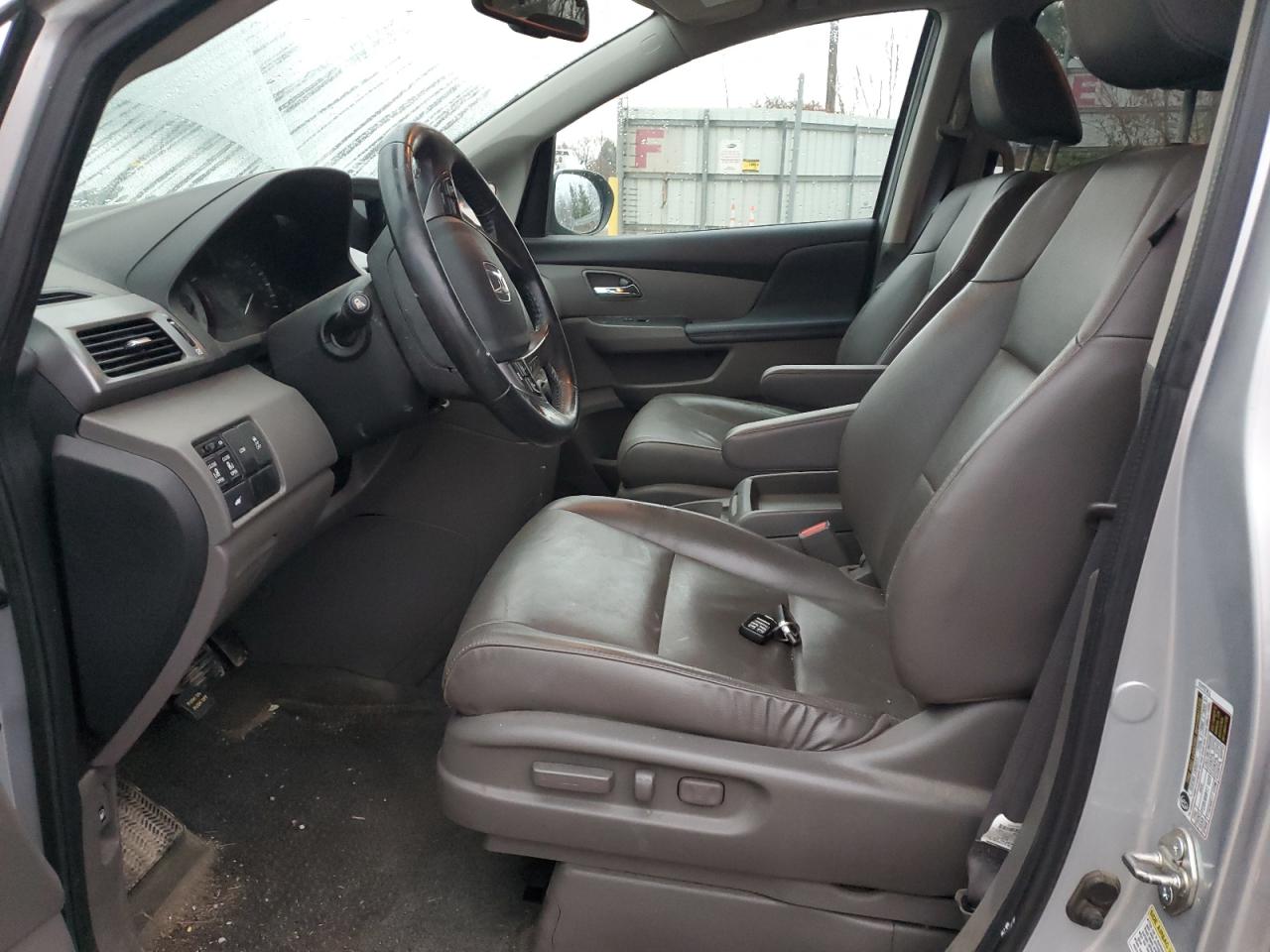 2014 Honda Odyssey VIN 5FNRL5H62EB129158 Copart auction photo, rear end / minor dent/scratches damage thumbnail 7