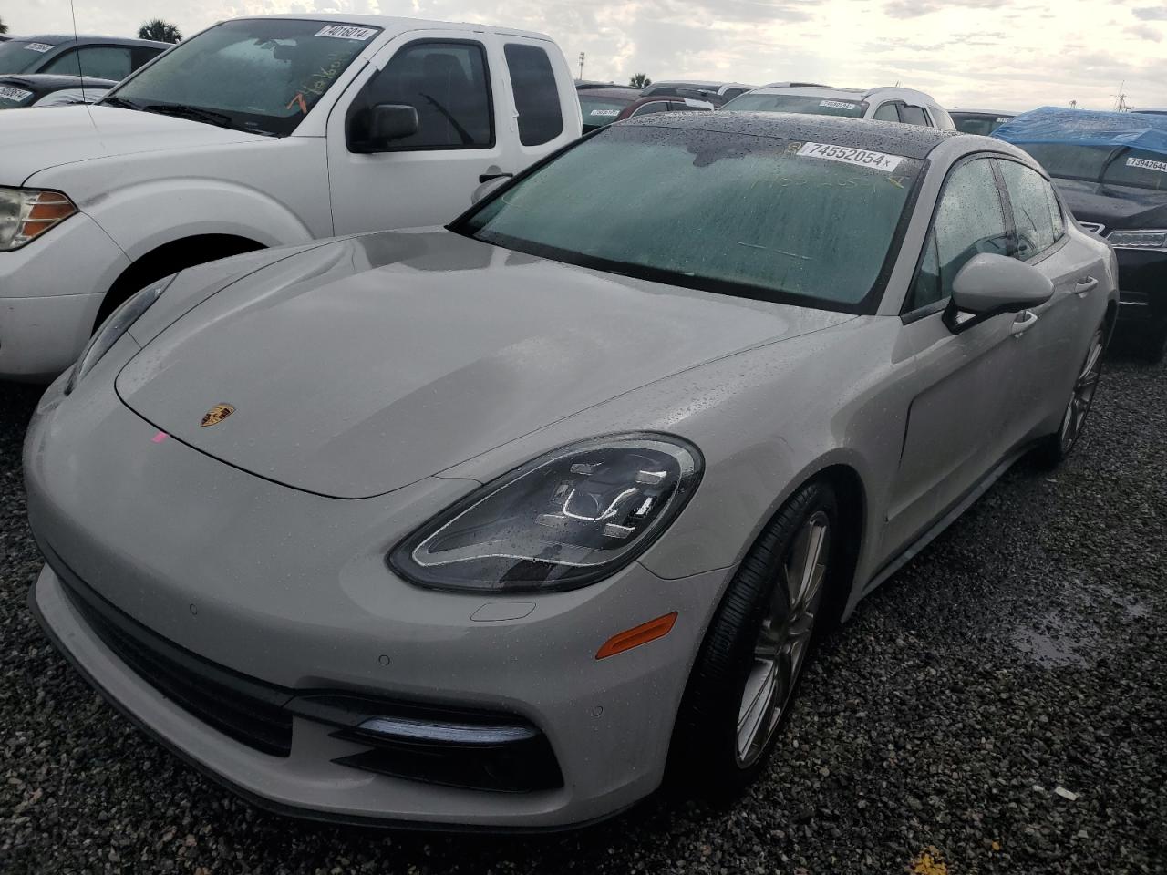 2018 Porsche Panamera VIN WP0AA2A74JL118657