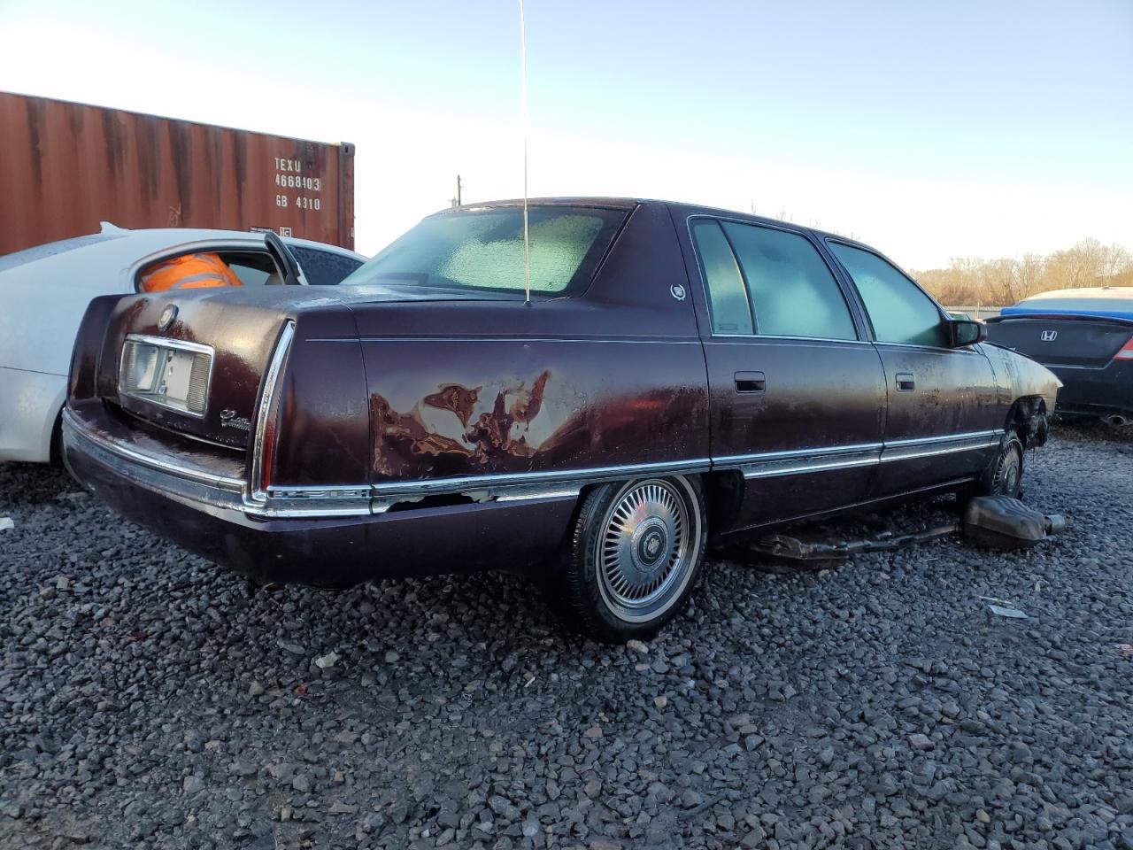 1994 Cadillac De Ville VIN 1G6KD52B3RU238989 Copart auction photo, burn damage thumbnail 3