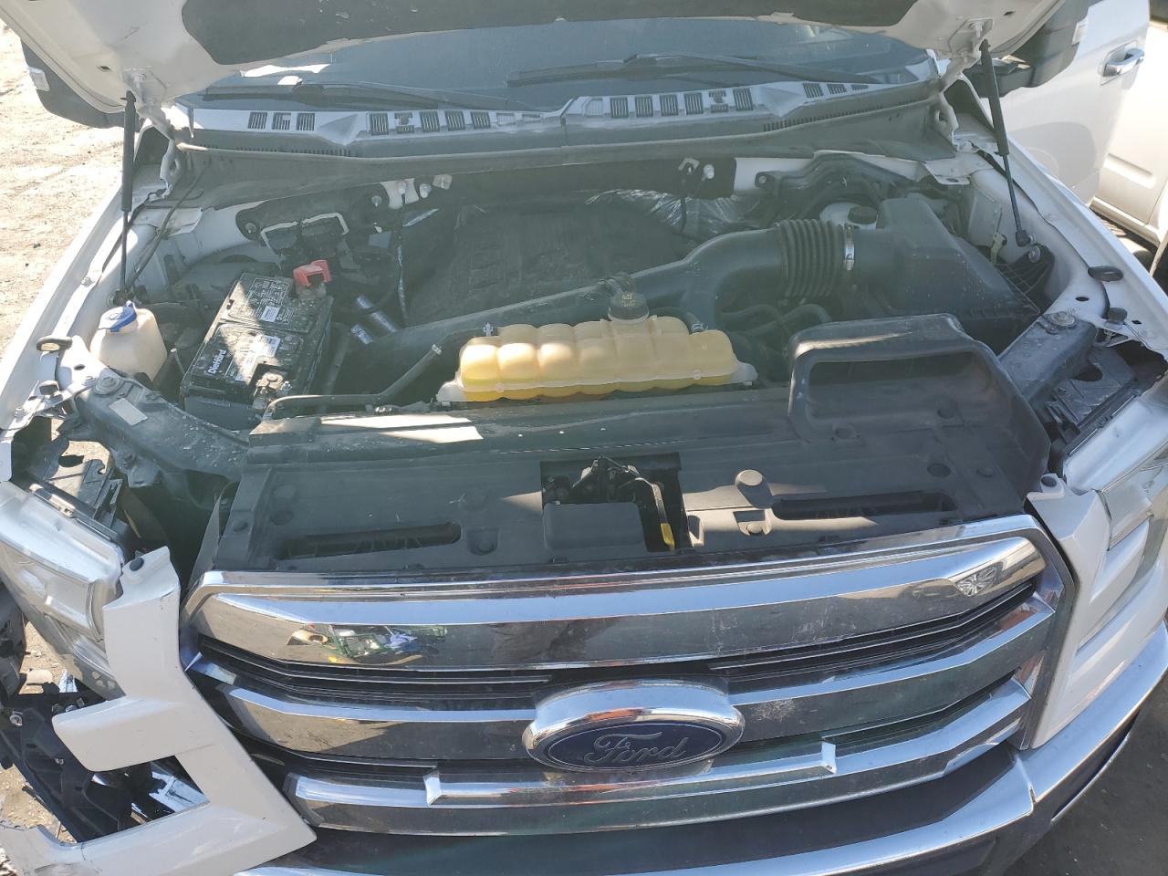 2015 Ford F-150 VIN 1FTEW1EG7FFA39691 Copart auction photo, side / front end damage thumbnail 11