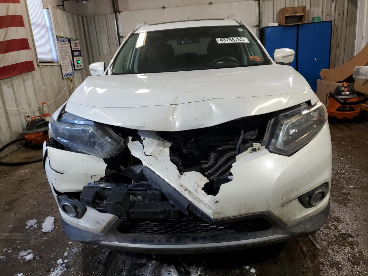 2014 Nissan Rogue VIN 5N1AT2MV0EC772867 Copart auction photo, front end / minor dent/scratches damage thumbnail 5