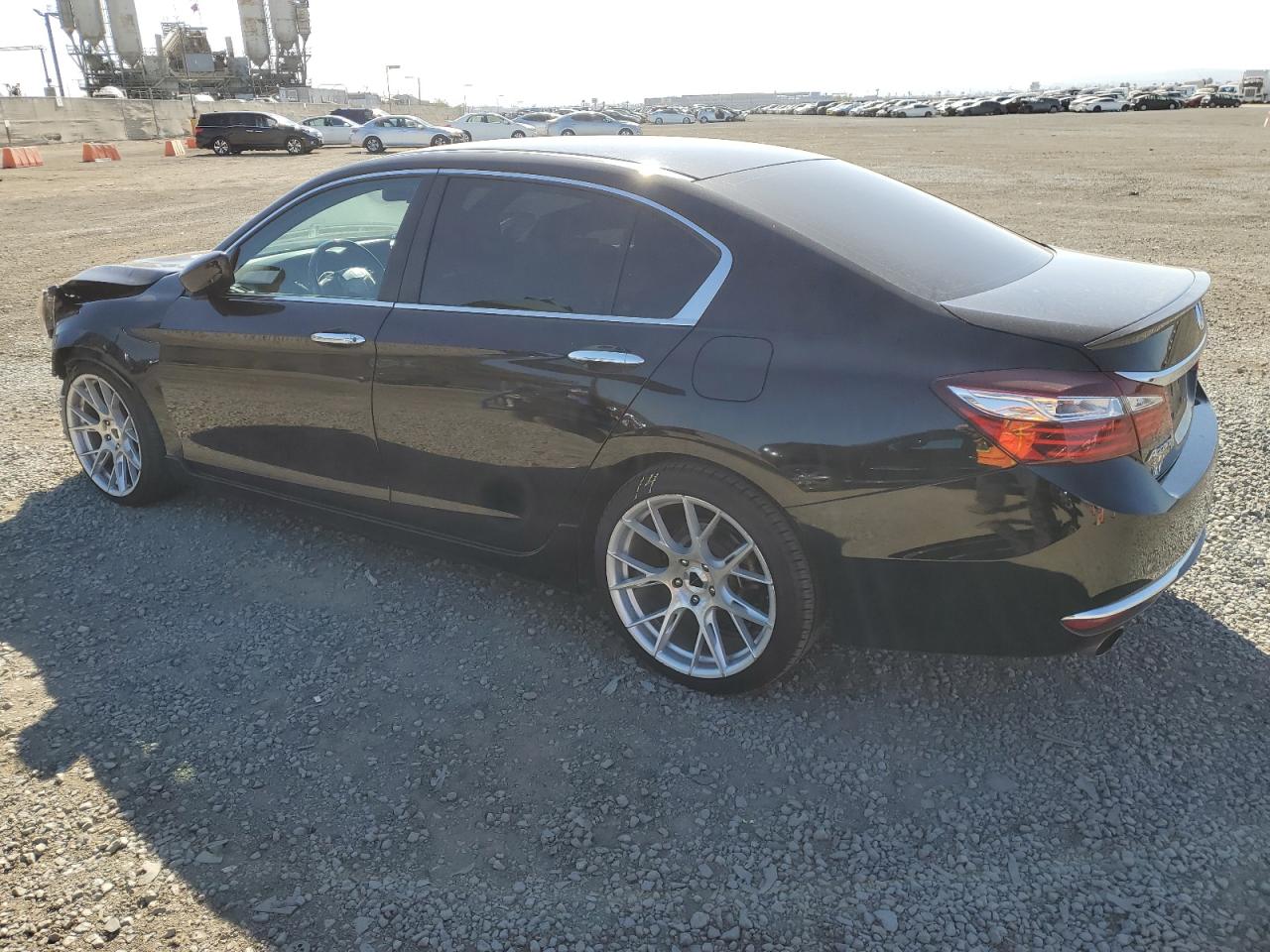 2017 Honda Accord VIN 1HGCR2F11HA270974 Copart auction photo, front end damage thumbnail 2