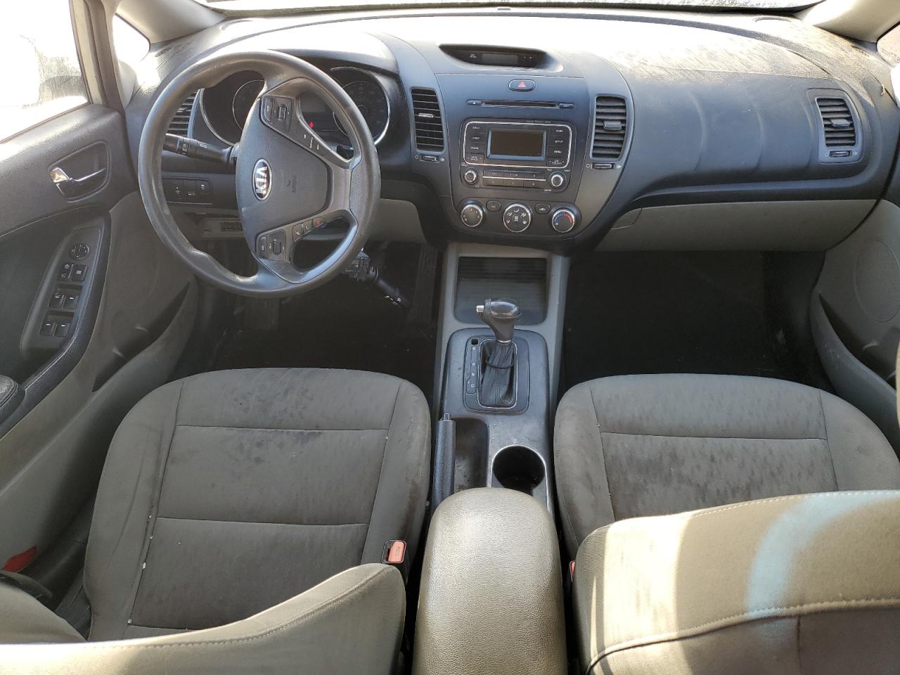 2014 KIA Forte VIN KNAFK4A63E5137665 Copart auction photo, all over damage thumbnail 8