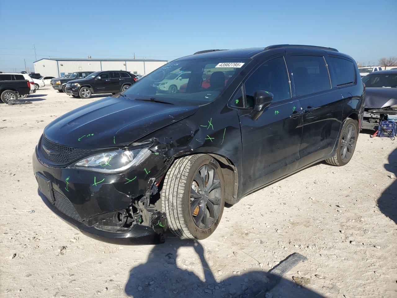 2020 Chrysler Pacifica VIN 2C4RC1EG8LR121086
