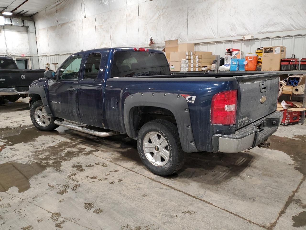 2010 Chevrolet Silverado VIN 1GCSKSE39AZ163289 Copart auction photo, front end damage thumbnail 2