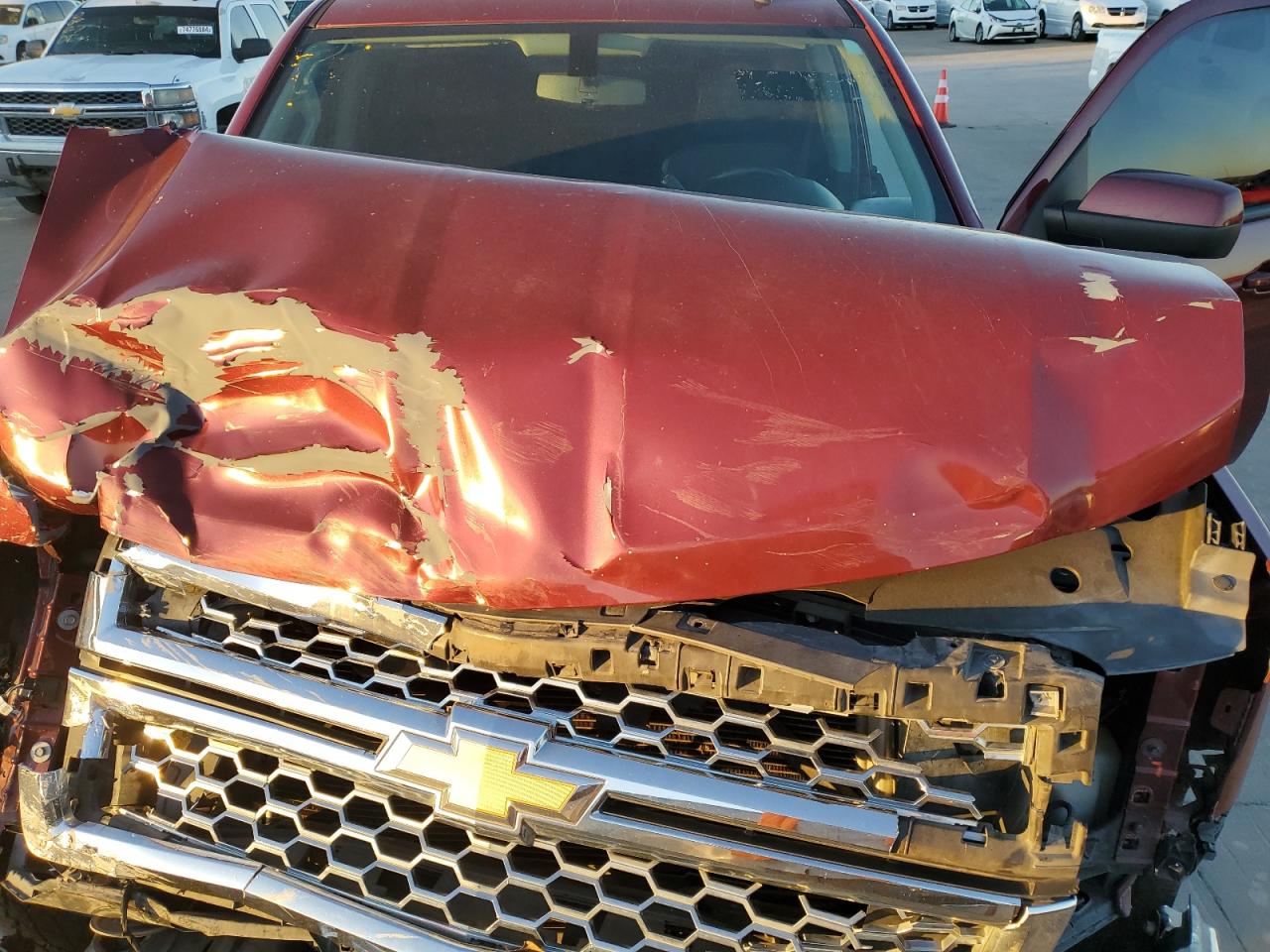 2014 Chevrolet Silverado VIN 3GCUKREC3EG423323 Copart auction photo, front end / side damage thumbnail 11