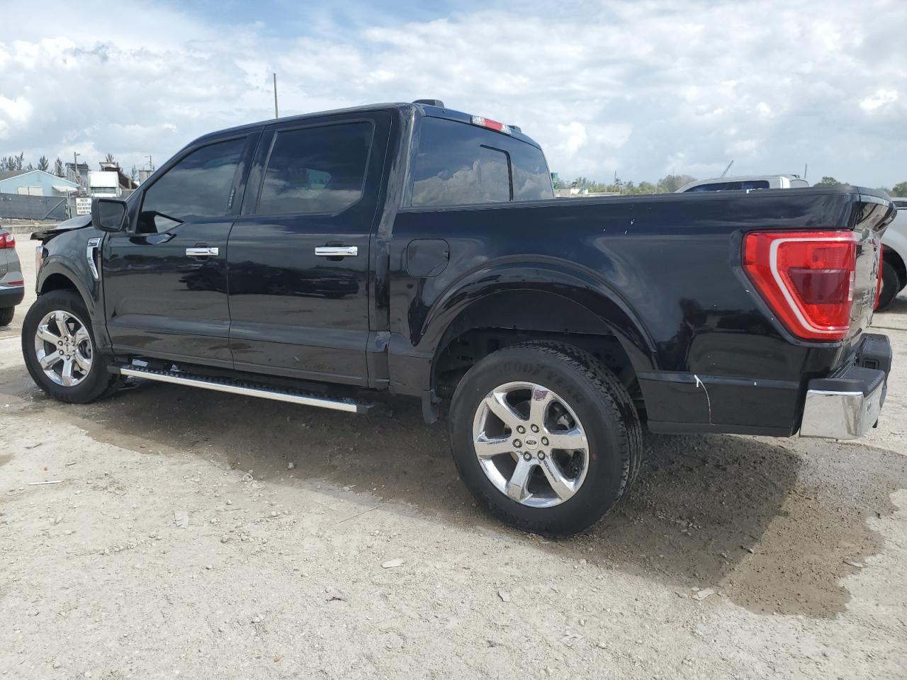 2023 Ford F-150 VIN 1FTEW1CP9PKE62364 Copart auction photo, front end / minor dent/scratches damage thumbnail 2