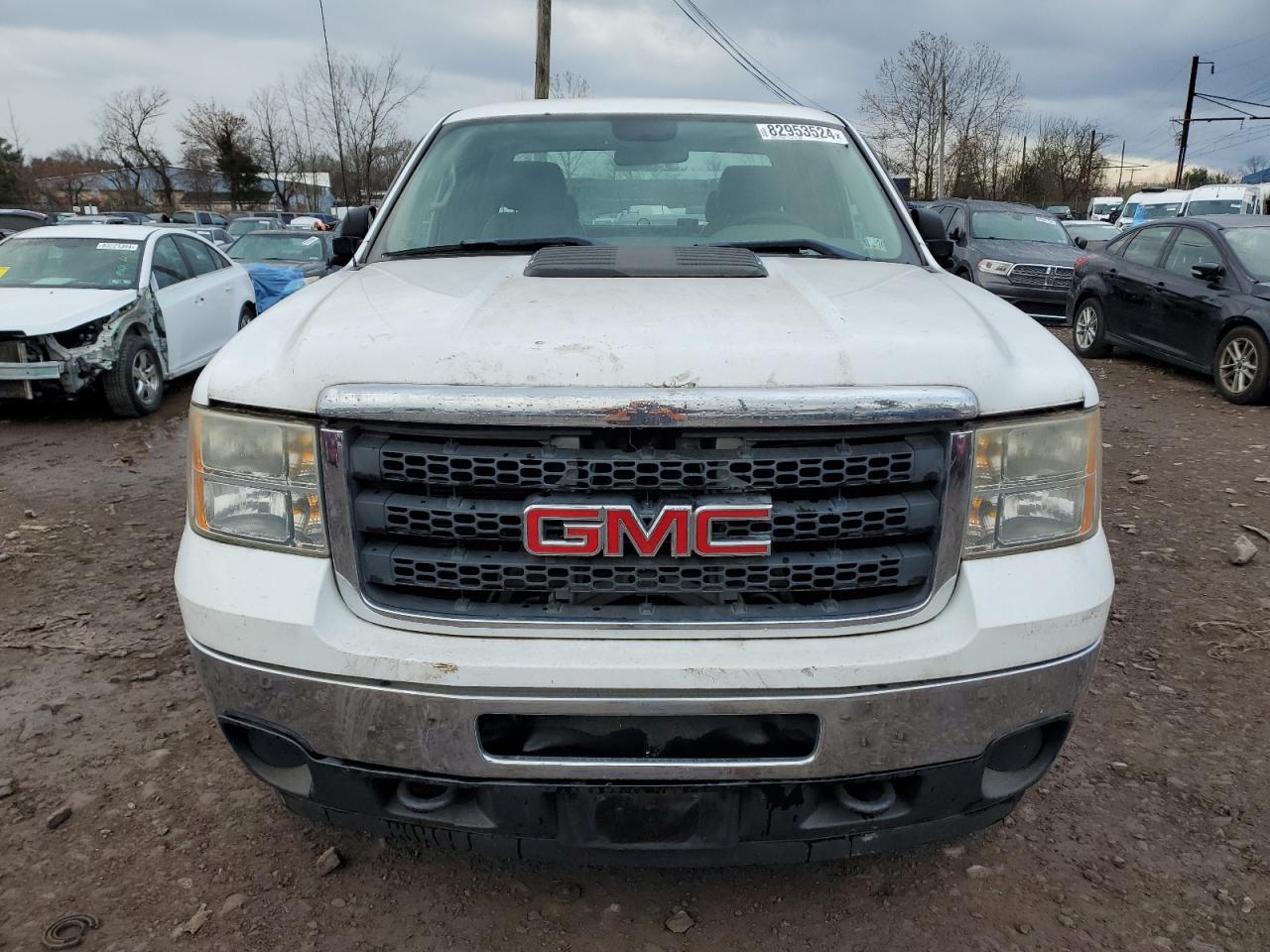 2011 GMC Sierra VIN 1GT21ZCG3BZ452185 Copart auction photo, rear end / side damage thumbnail 5