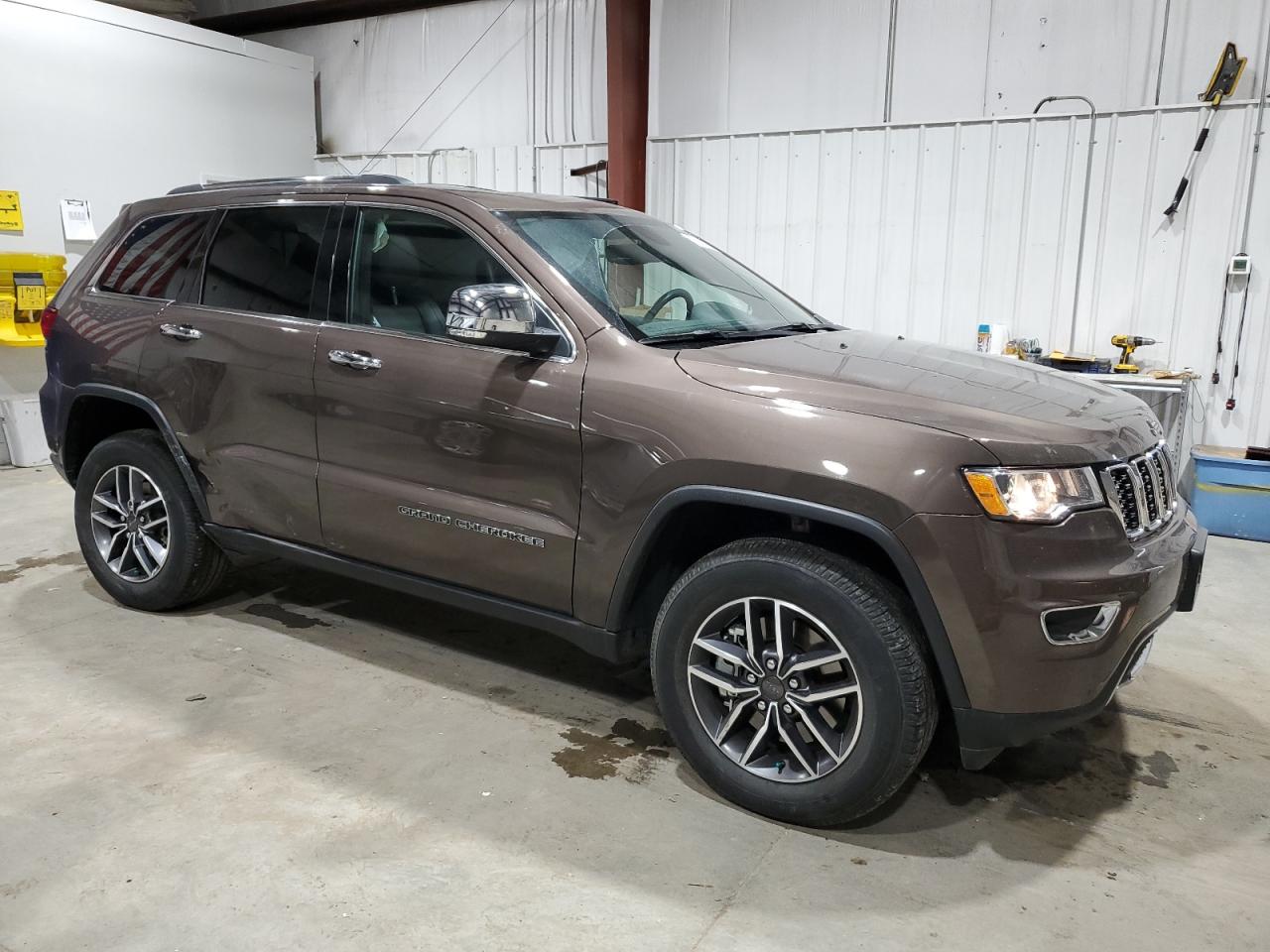 2021 Jeep Grand Cherokee VIN 1C4RJFBG3MC709009 Copart auction photo, side / rear end damage thumbnail 4